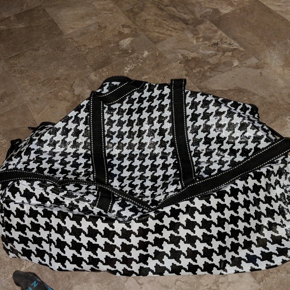 Bags - Picture 3 of 3